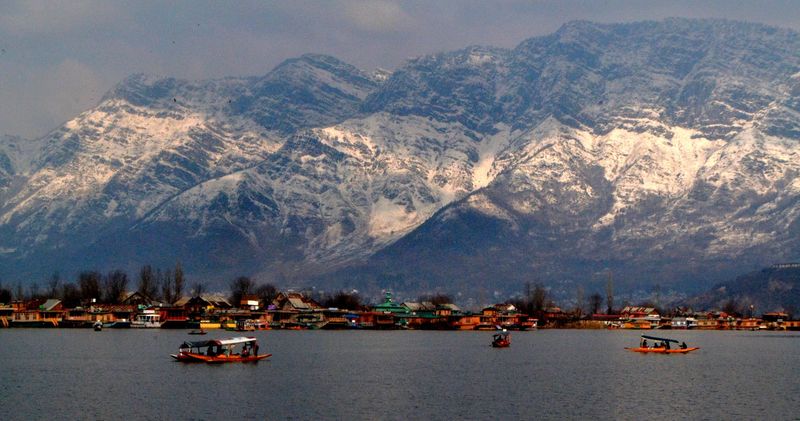 Weather Clears After Rains In J&K; Gulmarg Records Minus 1°C