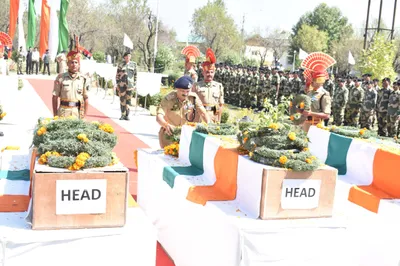 advisor  cs   dgp  igp kashmir pay tributes to deceased bsf personnel