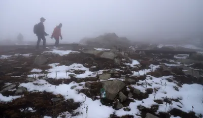 in frames  season s first snow turns gulmarg s affarwat cinematic