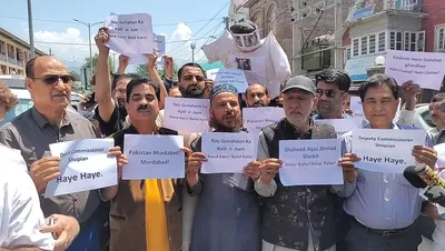 bjp holds protest against shopian district administration over killing of ex sarpanch