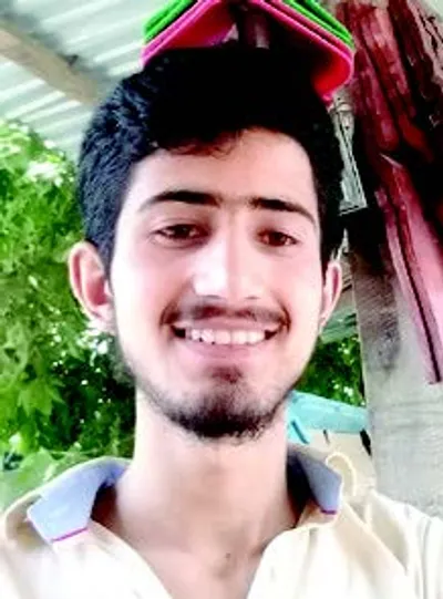 baker’s son qualifies neet with 655 points in north kashmir s handwara