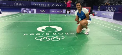 sindhu beat kristin kuuba to top group  seals pre quarters berth