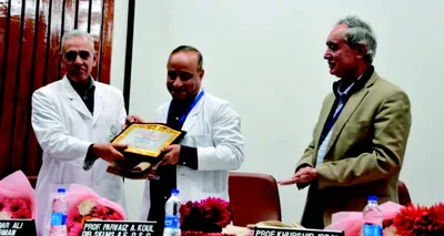 skims organises post doctoral research presentation programme