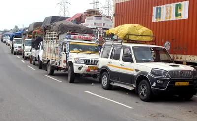 vehicle breakdown disrupts traffic on sgr jmu nh