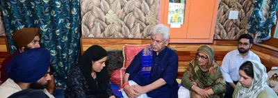 lg visits family of deceased ssf personnel  expresses condolence