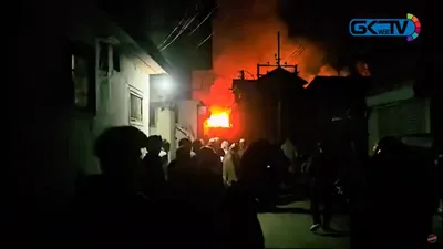 fire breaks out in srinagar s batamaloo  two firefighters injured