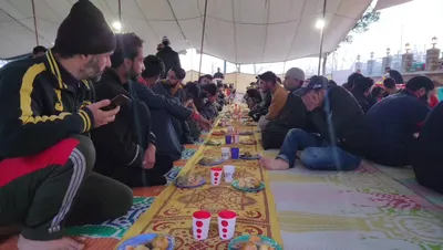 srinagar s bilal masjid hosts daily iftar for over 1000 people