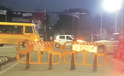 traffic diversions hit vehicular movement in srinagar