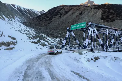 mughal road closed for vehicular movement