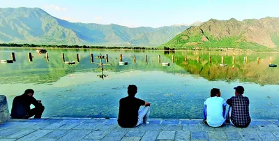 kashmir emerges as prime summer retreat