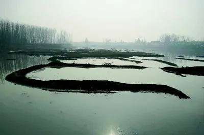 from paradise to dust bowl    dry spell tightens grip on kashmir  water levels hit alarming lows