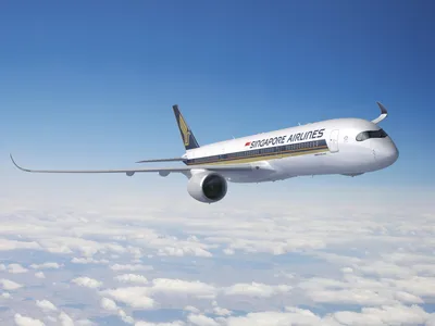 1 dead  30 injured in severe turbulence on singapore airlines flight