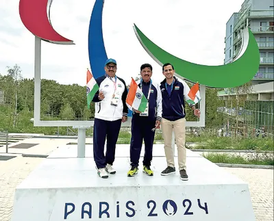 arhan bagati cheers for team india at paris 2024 paralympics