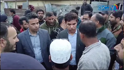 div com  dc srinagar visit bereaved families