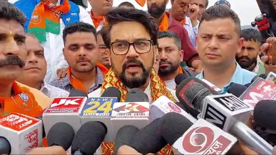 anurag thakur holds road show in udhampur