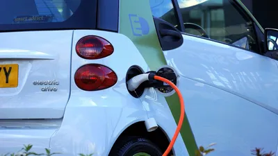 ev sales declining globally even as indian market witnessing growth