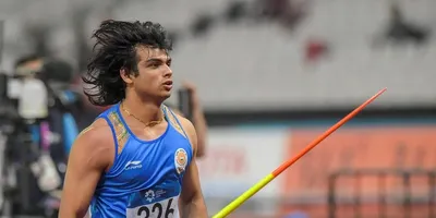 neeraj chopra competed in diamond league final with fractured left hand