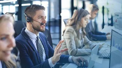 customer service calls on hold resulted in 15 bn hours loss for indians in 2023  report