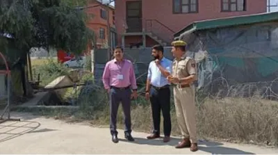 security arrangements reviewed in pulwama  pampore ahead of polling day