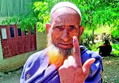 4 member anantnag village family with octogenarian head votes for water connection