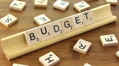 budget foresees robust 7 5  gdp growth  touching rs 2 63 lakh cr in 2024 25