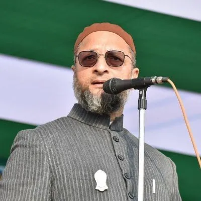  take 1 hour  not scared   asaduddin owaisi responds to bjp s navneet rana s comments