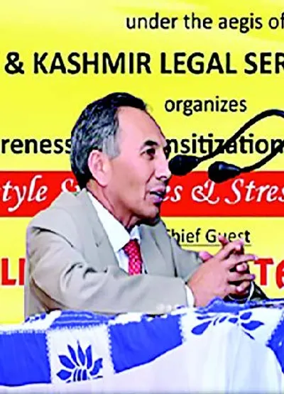 embracing healthy life style helps in managing stress  justice tashi