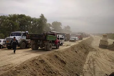 road to nowhere  kashmir’s semi ring road delayed till 2025