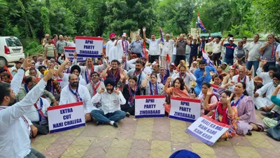 apni party holds protest against pdd in jammu