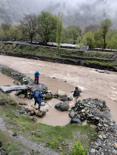 sonamarg accident  search operation enters day 3