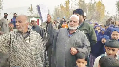 students  parents protest installation of mobile tower in bandipora school