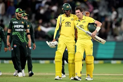 1st odi  cummins cameo snatch victory from pakistan in series opener