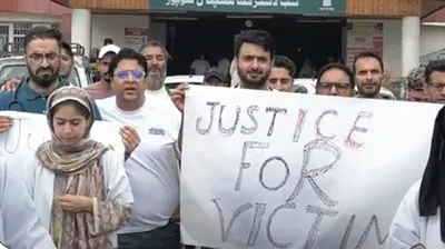 protest staged at sub district hospital sopore