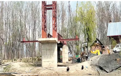 shopian bridge collapse  police file fir  dc directs immediate construction of diversion  traffic restoration