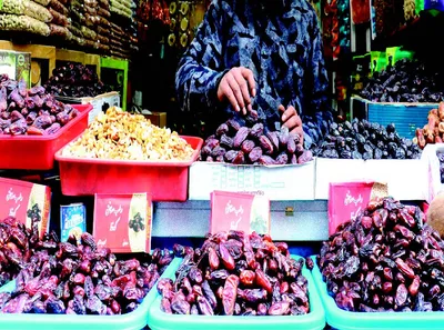 in run up to ramadhan  koker bazar draws crowds for dates