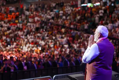 pm modi addresses indian diaspora in new york  announces new indian consulates in boston  los angeles  