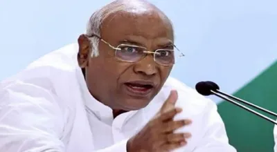 an acclaimed intellectual  kharge on demise of natwar singh