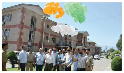 balloon release ceremony held in bandipora to raise voter awareness