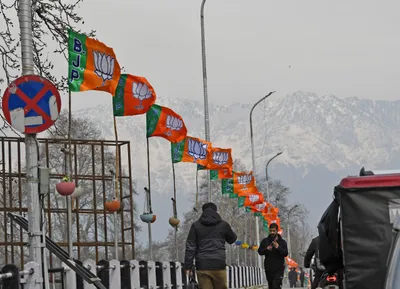 srinagar decorated with buntings  hoardings  flags