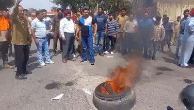 private bus operators hold protest in jammu against operation of e buses