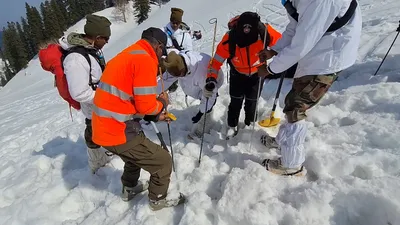 avalanche rescue drill carried out at kongdoori gulmarg