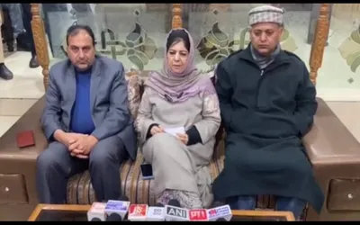 rajouri  poonch people have always stood by country s forces   mehbooba mufti