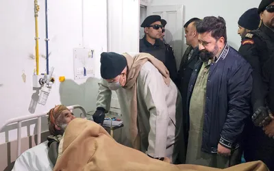 dr farooq abdullah visits injured civilians in rajouri