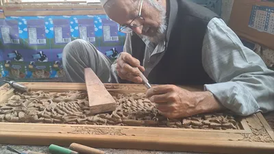 meet ghulam nabi zargar  a master woodcarver from srinagar