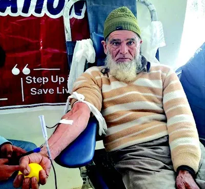 blood donation camp held at gund