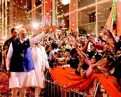 victory celebrations welcome pm modi at bjp headquarters