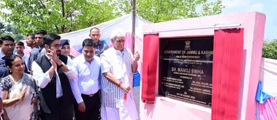 lg sinha inaugurates  lays foundation stone of rs 40 crore development projects in budgam