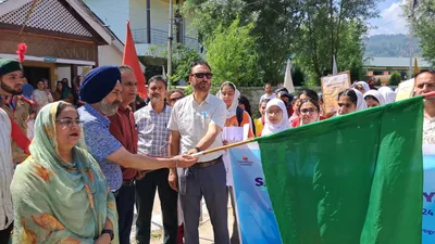 sampoornata abhiyan yatra flagged off in baramulla