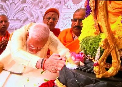 ram lalla idol unveiled at grand temple in ayodhya  pm modi leads rituals