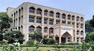 jksa seeks resolution of hostel accommodation issue at jamia millia